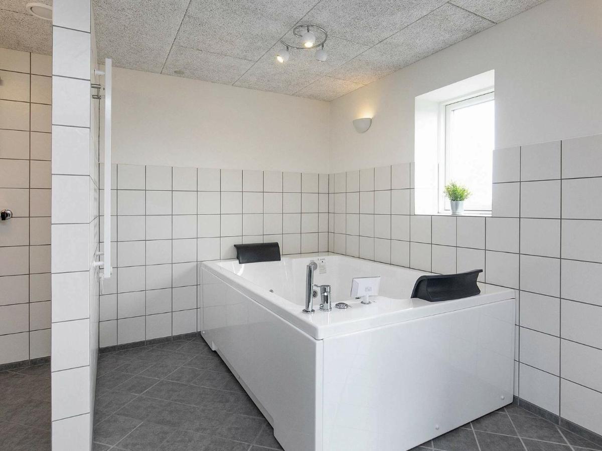 14 Person Holiday Home In R Sk Bing แอเรอสเคอบิง ภายนอก รูปภาพ